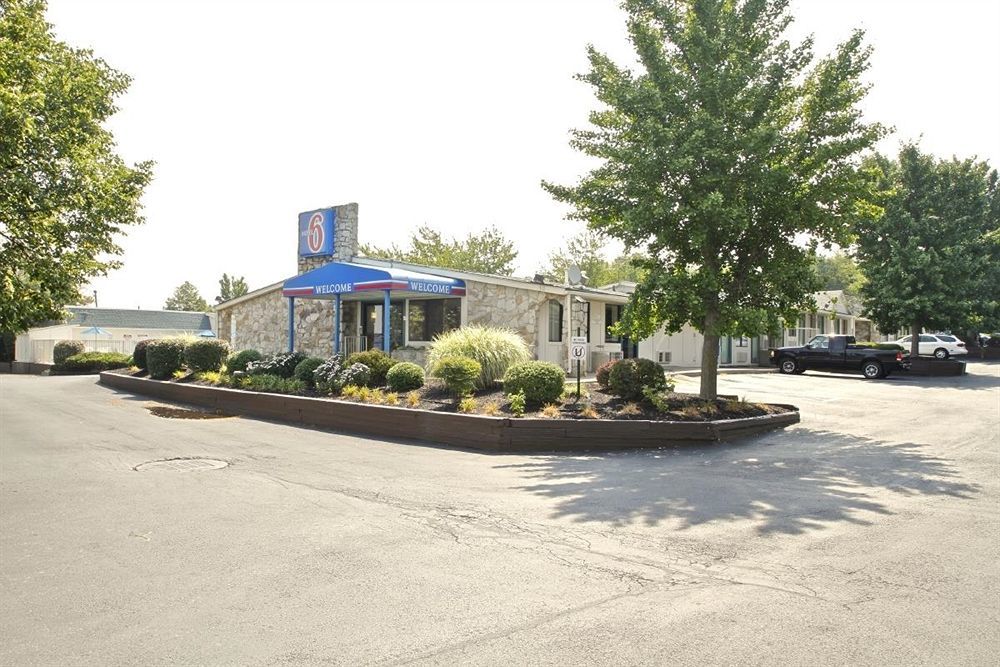 Howard Johnson By Wyndham Harrisonburg Bagian luar foto